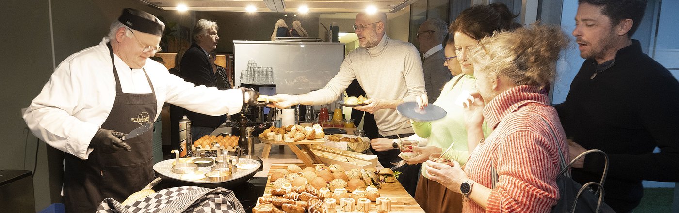 10 D1625 Foto Jacques kok RM breakfast ontbijt boshuus 110225